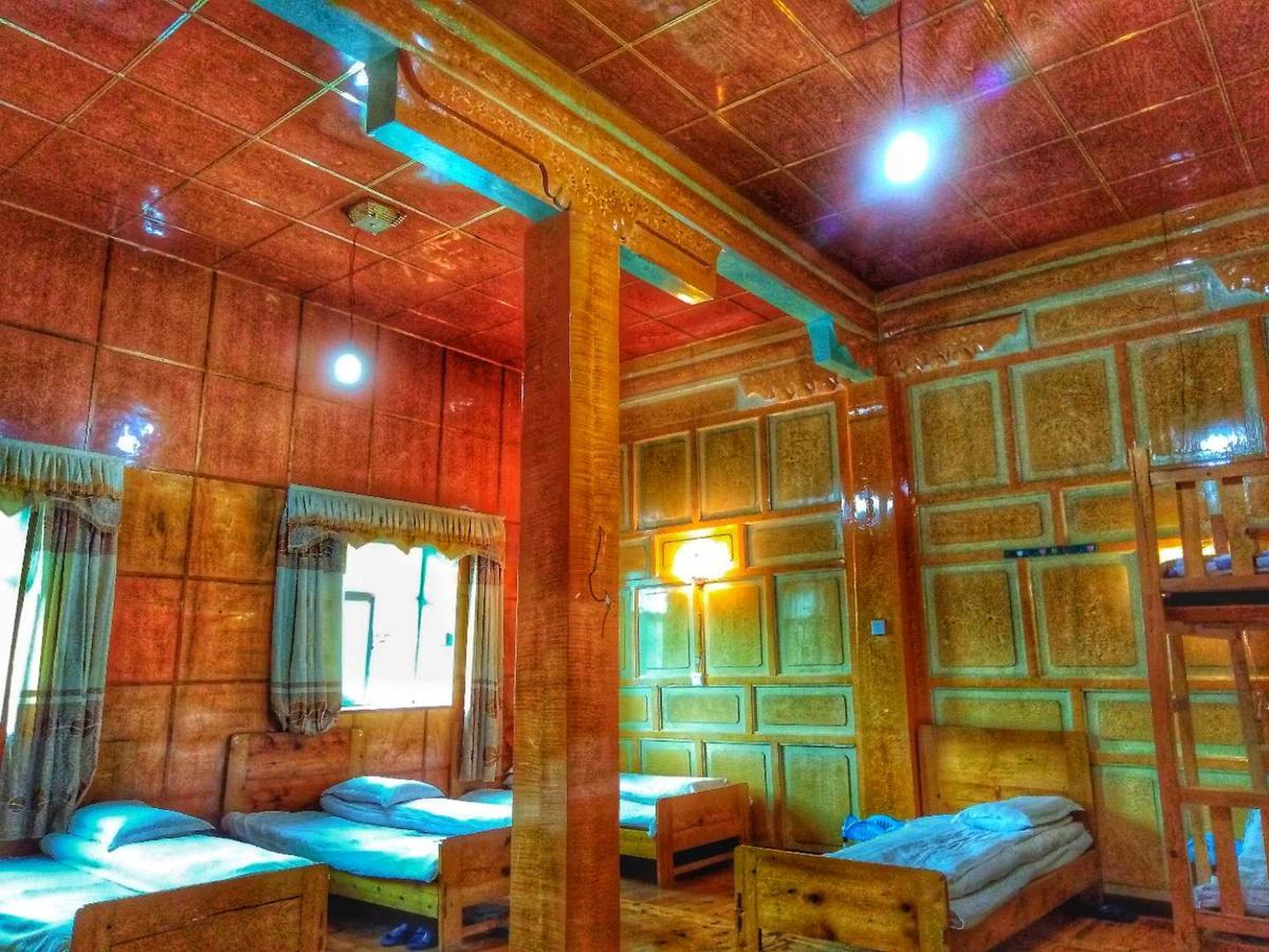 Zishuo Zihua Guest House Daocheng Exterior photo
